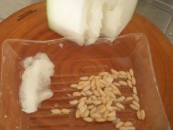 欲しかったのはこれ、冬瓜の種、、250