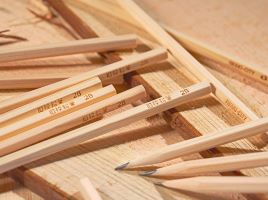 ヒノキえんぴつ