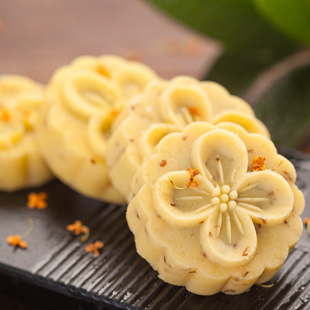 Traditional Chinese Medicine health and spirit in autumn....