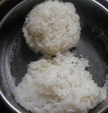 もち米炊きました、の図